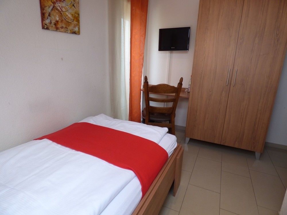 Hotel Art Inn Dinslaken Zewnętrze zdjęcie